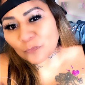 Meet your Posher, Tya